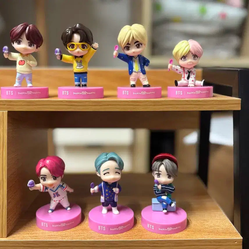 BTS 배스킨라빈스 피규어
