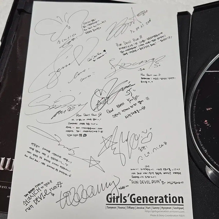 소녀시대 런데빌런 앨범(태연 포스터 포함)