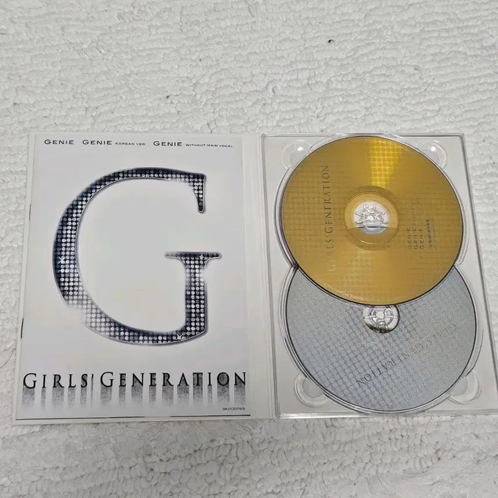 소녀시대 일본 Genie 앨범(CD+DVD 한정수량판) + 티파니 포카