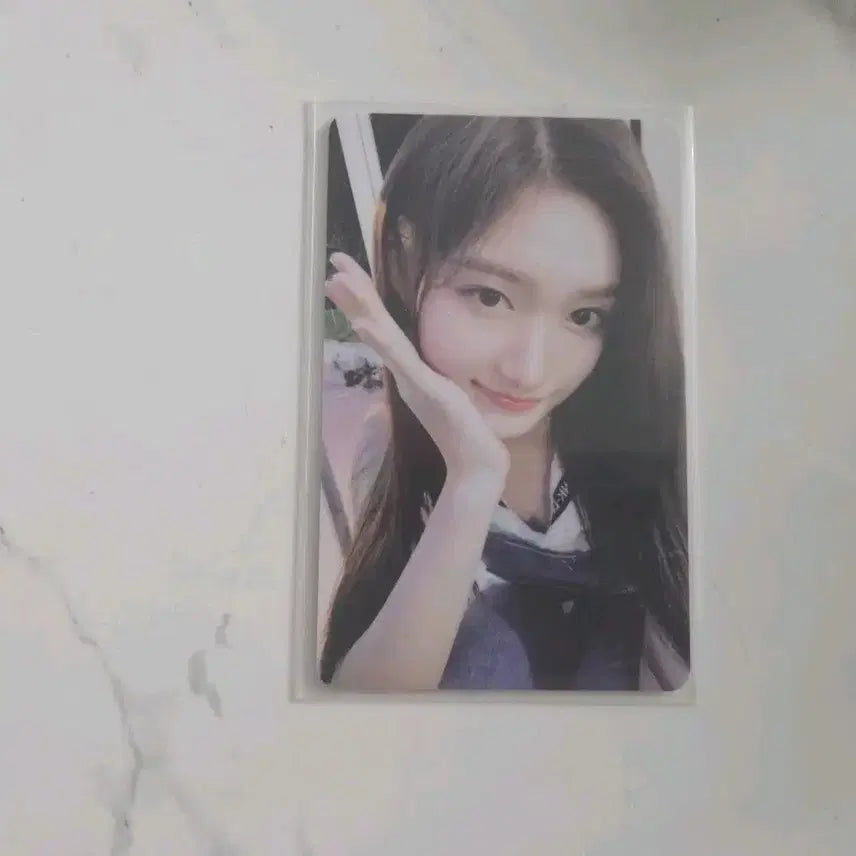 아이브 에프터라이크 위드뮤 럭드 이서