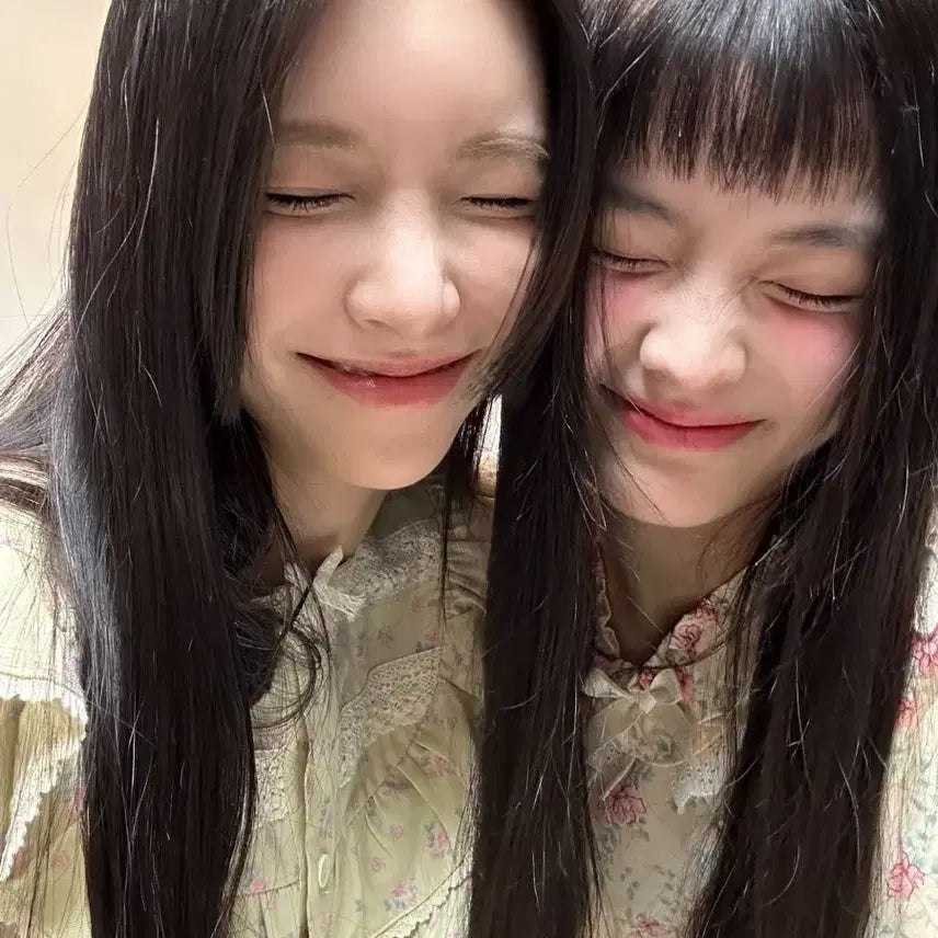 아일릿 bomb 위버스 포카 양도 판매 윤아모카민주원희이로하