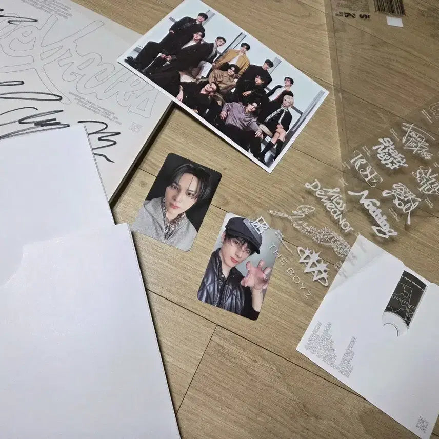 The BOYZ 더보이즈 3집 Unexpected 친필싸인 비매앨범 포카