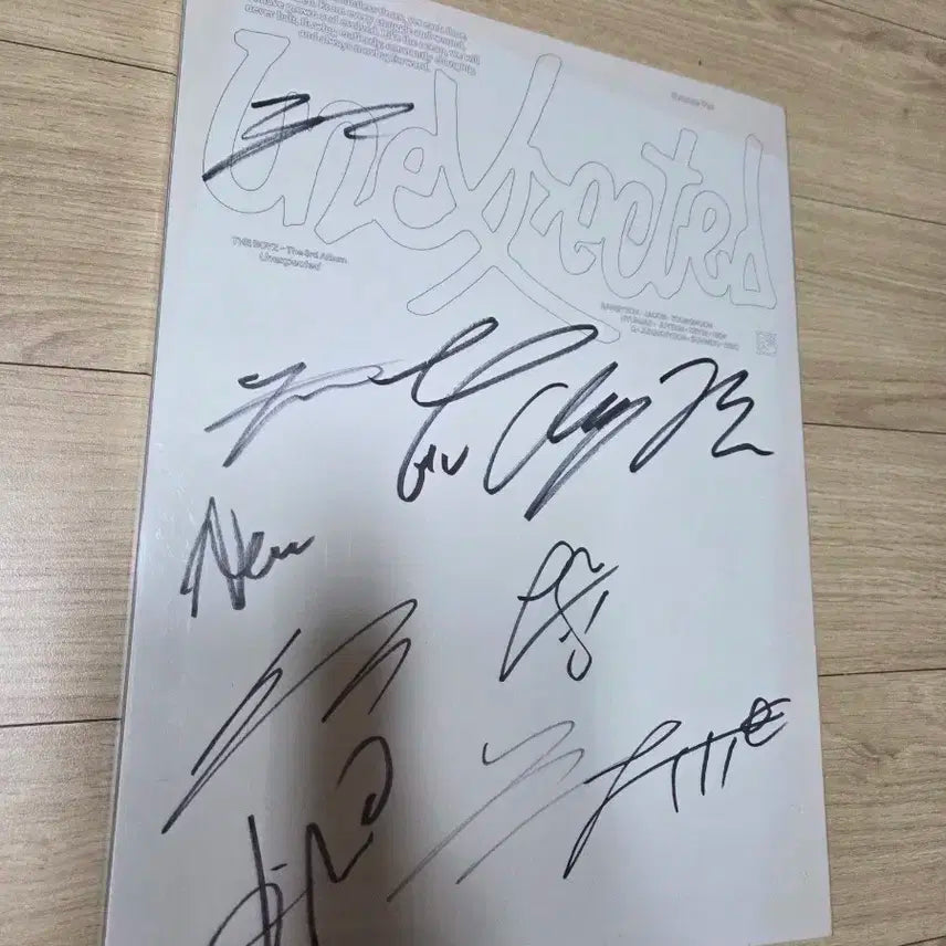 The BOYZ 더보이즈 3집 Unexpected 친필싸인 비매앨범 포카