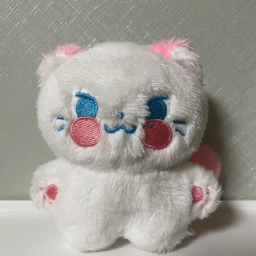 제로베이스원 성한빈 인형