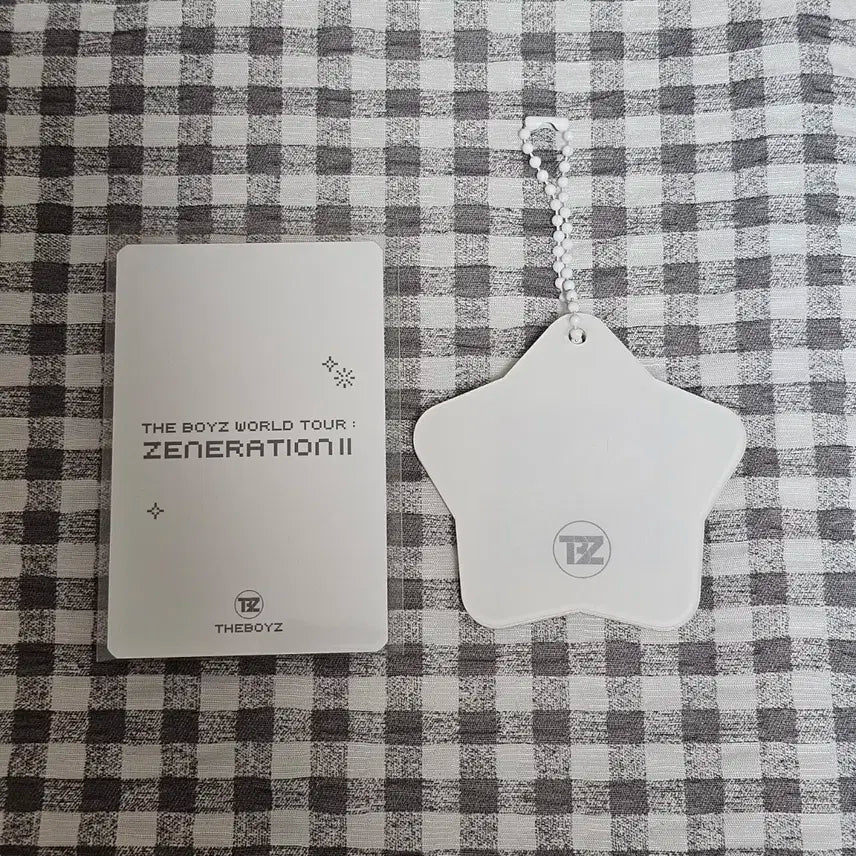 더보이즈 영훈 제너2 인형쉐이커 키링 + 포카