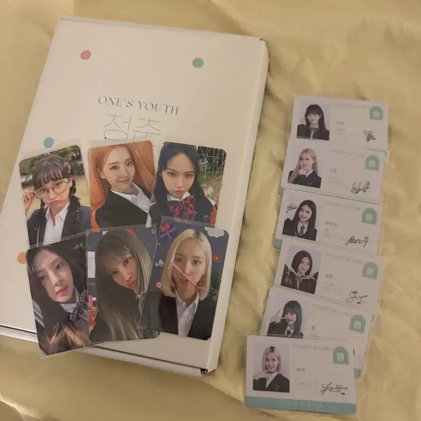 스테이씨 2022 청춘 시즌그리팅