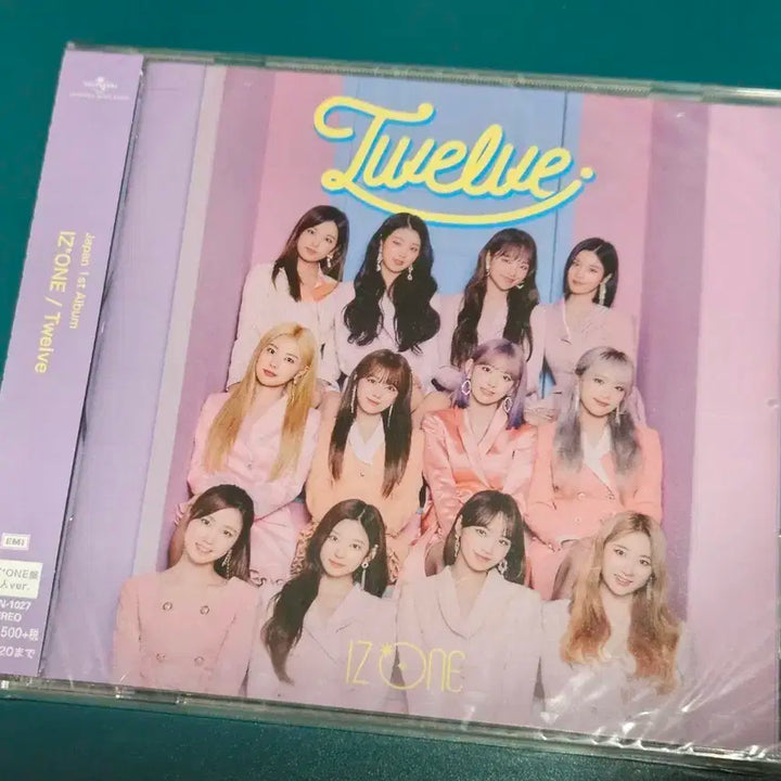 [미개봉] 아이즈원 Twelve 일본 1집 앨범 WIZ*ONE반 CD단품