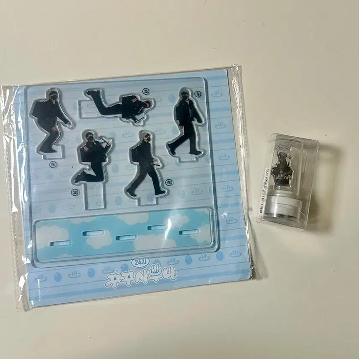 정국 꾸꾸사우나 팝업 아크릴스탠드+아크릴도장