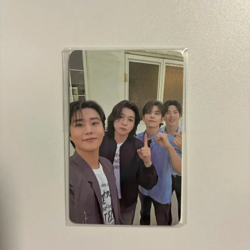 데이식스 바람막이 엠디 포카