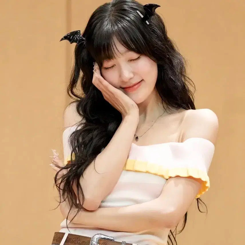 아르테미스 ARTMS 최리 싸인 폴라로이드