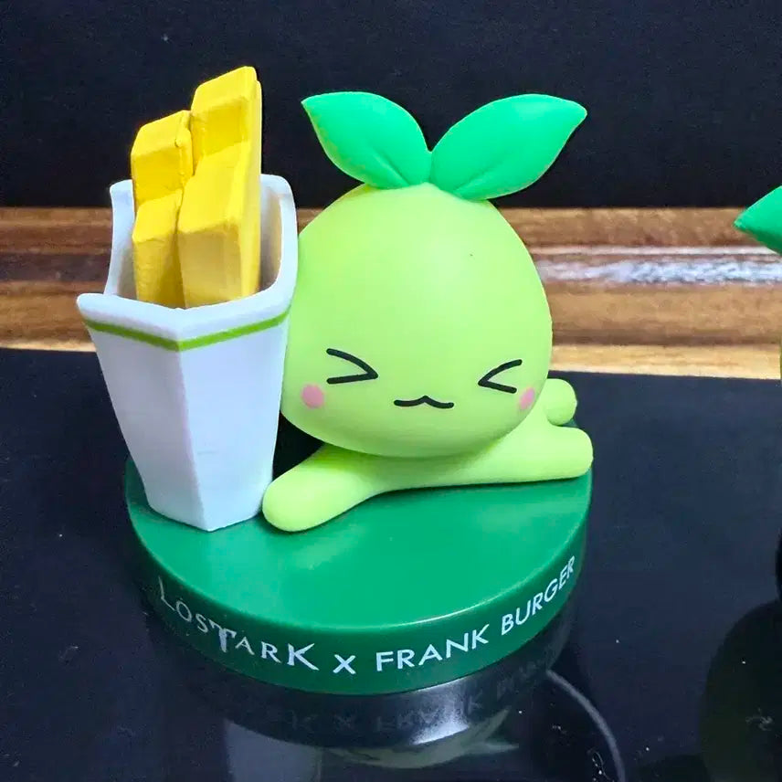 프랭크버거 로스트아크 콜라보 모코코 피규어 세트