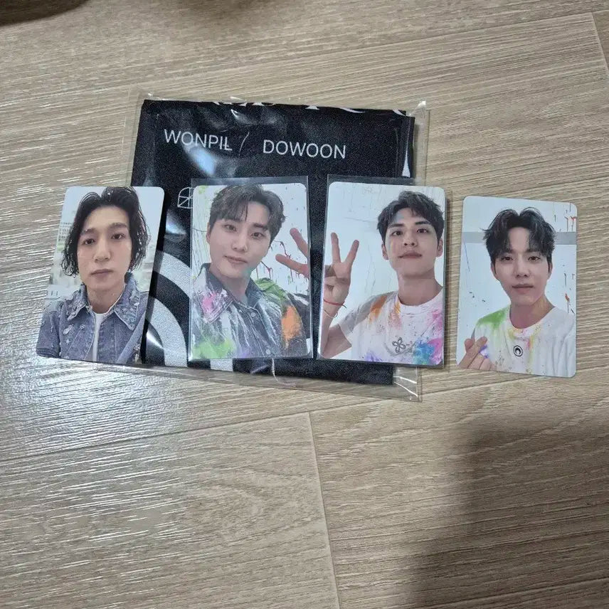 데이식스 포에버영 막콘 반다나 포카