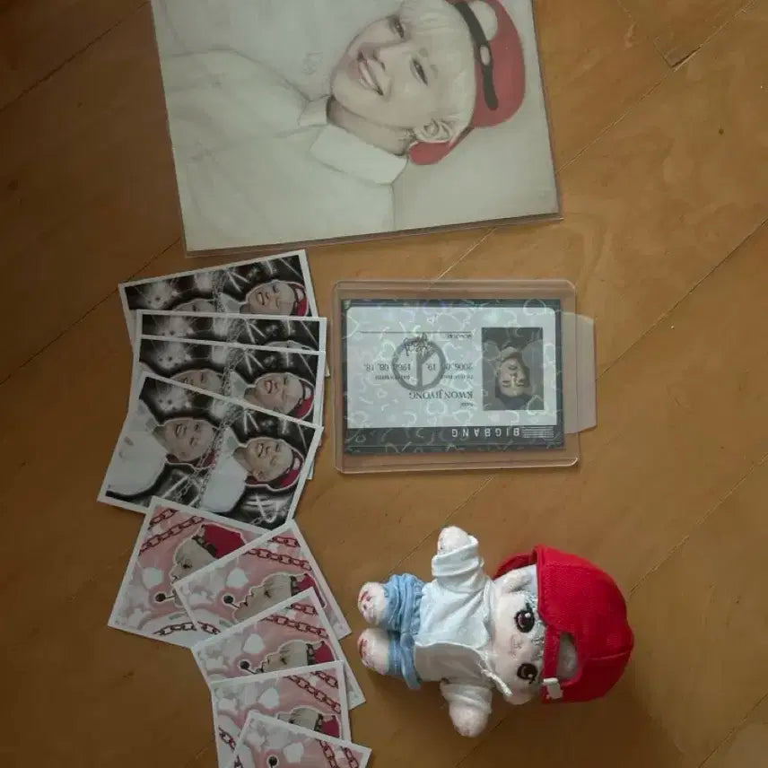 지드래곤 10cm 인형 판매