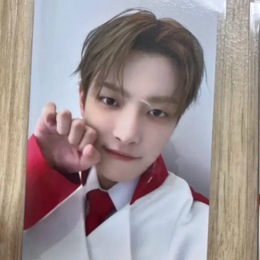 에이티즈 애니티즈 홍중 팝업 10만원 특전