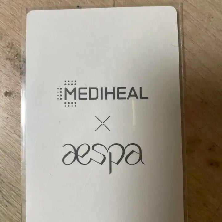 에스파 윈터 메디힐 콜라보 포카