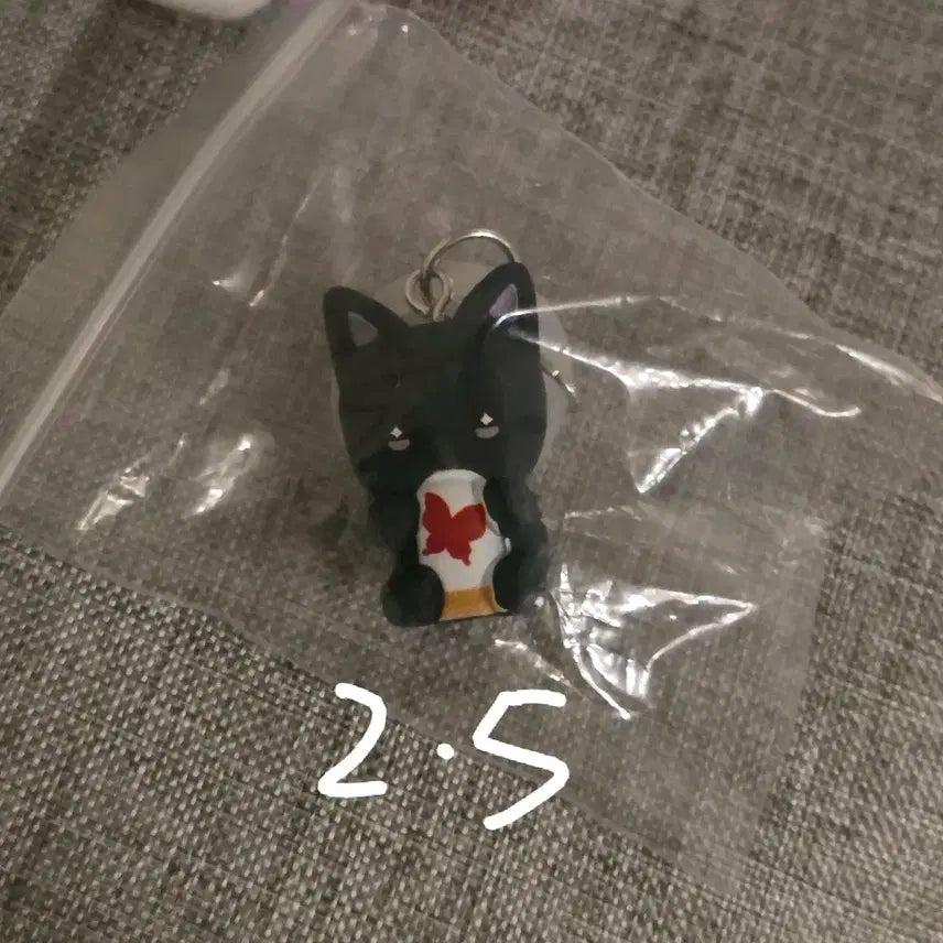 애니티즈 우영 우요냥 참 가차 럭드 양도 ateez gacha charm