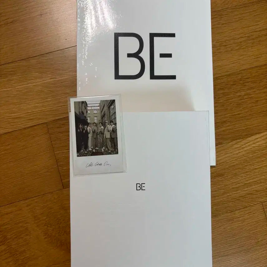 BTS BE Deluxe Edition 앨범 / 배송비포함 / 포카포함