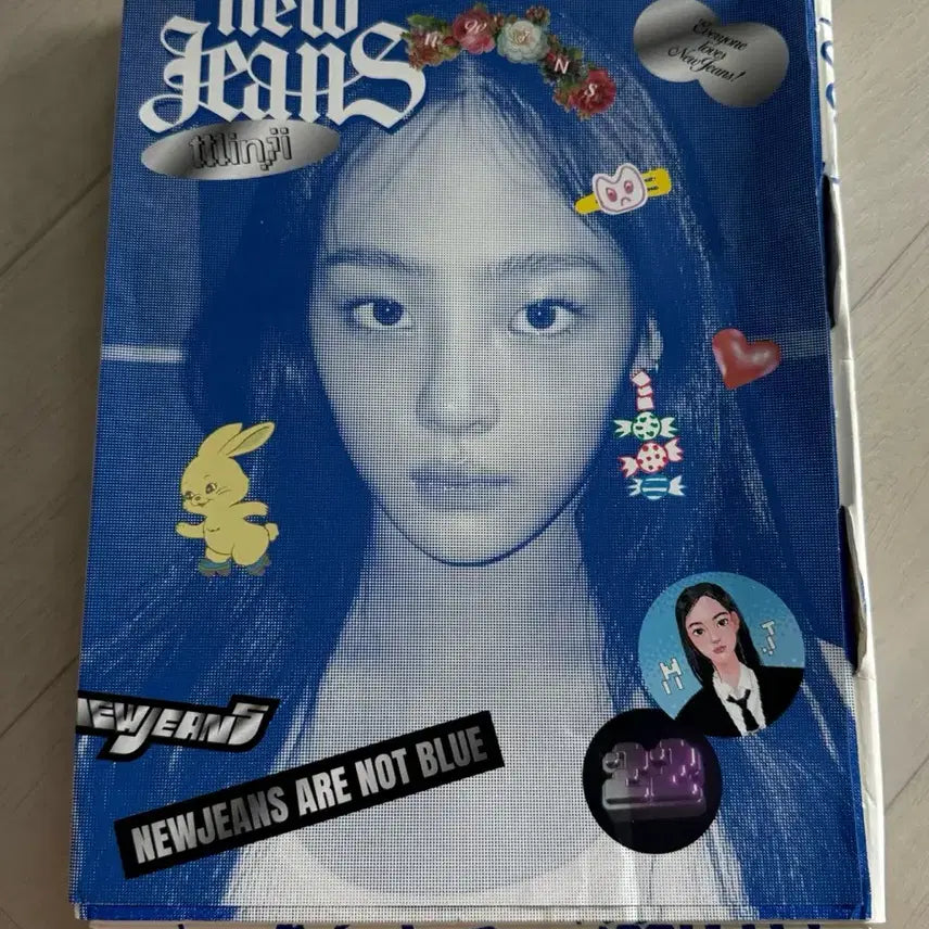 뉴진스 New Jeans 블루북