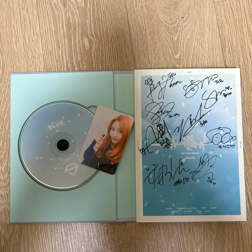 다이아 Dia the 2nd 앨범 친필싸인 CD 비매 품
