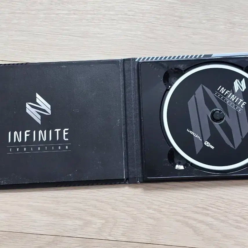인피니트 친필싸인 앨범 evolution BTD