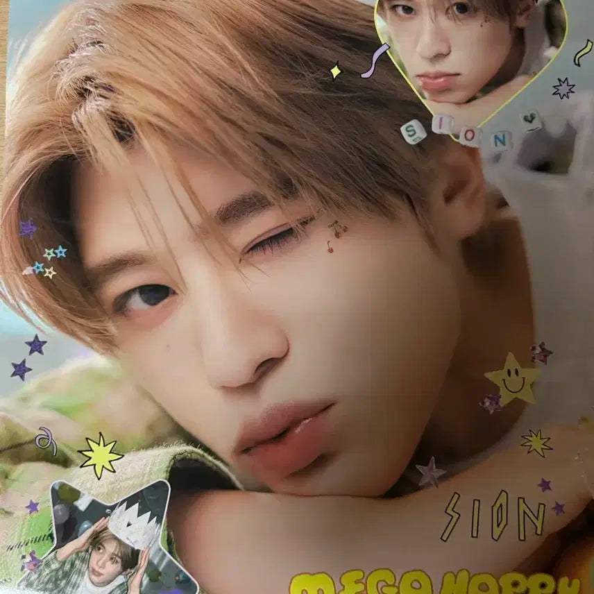 NCT WISH 시온 메가커피 포스터