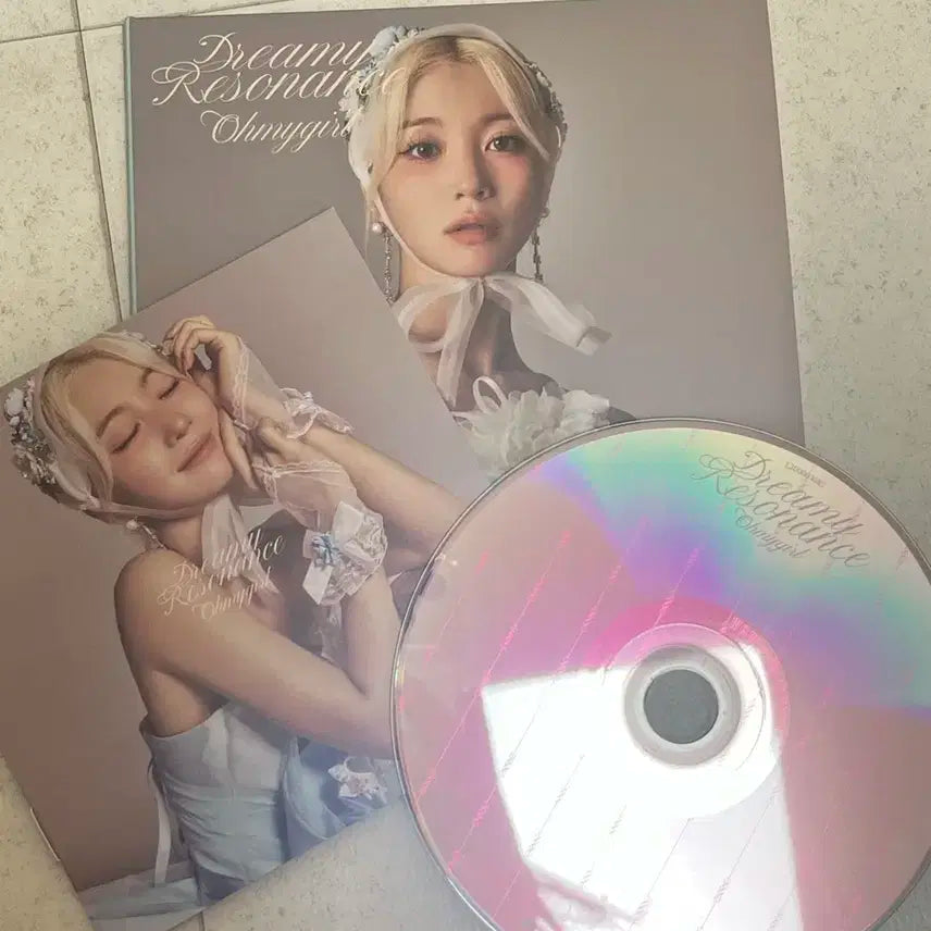 오마이걸 클래시파이드 앨범 및 포카 ,굿즈 일괄