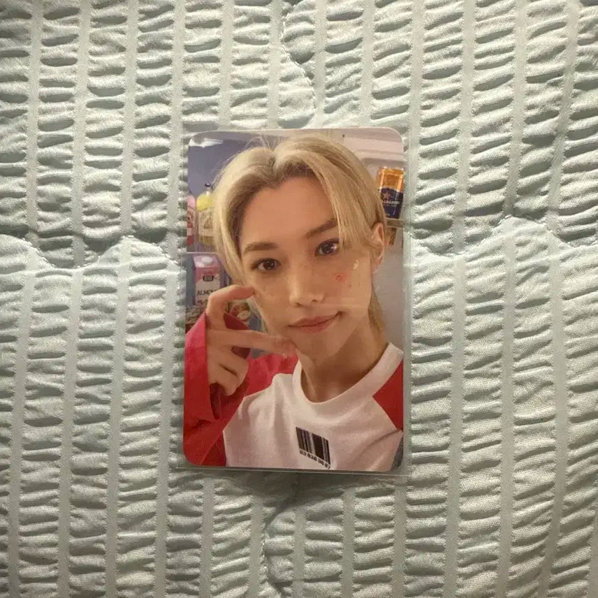 필릭스 네시픽 18차 포카 판매합니다