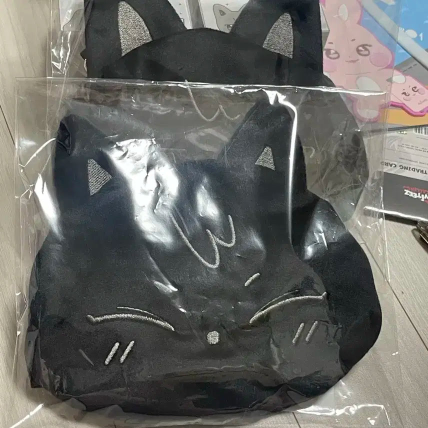 에이티즈 애니티즈 산덕이 얼굴 파우치백