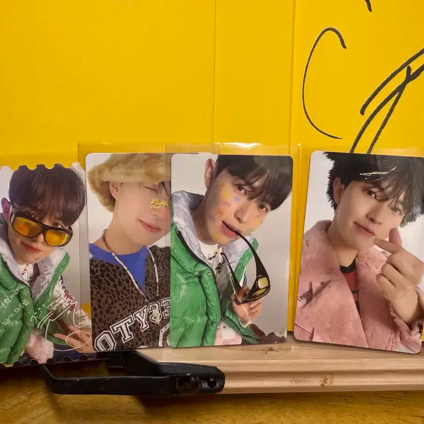 김재환 싸인앨범,포카4외,미니앨범6집,홍보용.23년6월