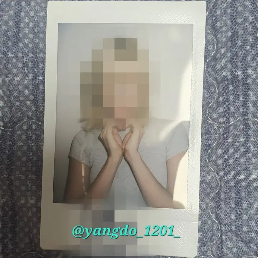 엔믹스 릴리 nmixx lily 싸인 폴라로이드 싸폴