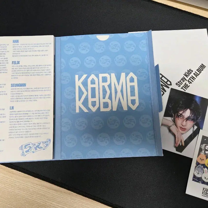 스트레이키즈 KARMA 아코디언 버전 방찬(개봉앨범)