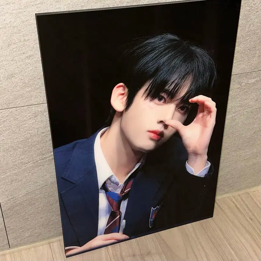 제로베이스원 제베원 한유진 A3 아크릴 액자 양도