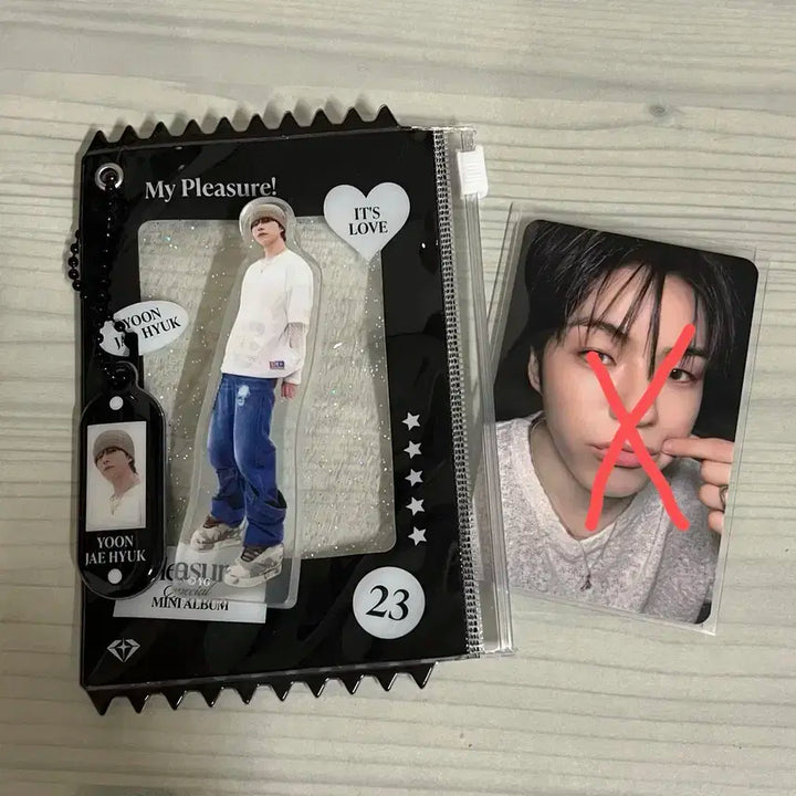 트레저 윤재혁 미니 아크릴 스탠드 pvc 파우치 세트 양도