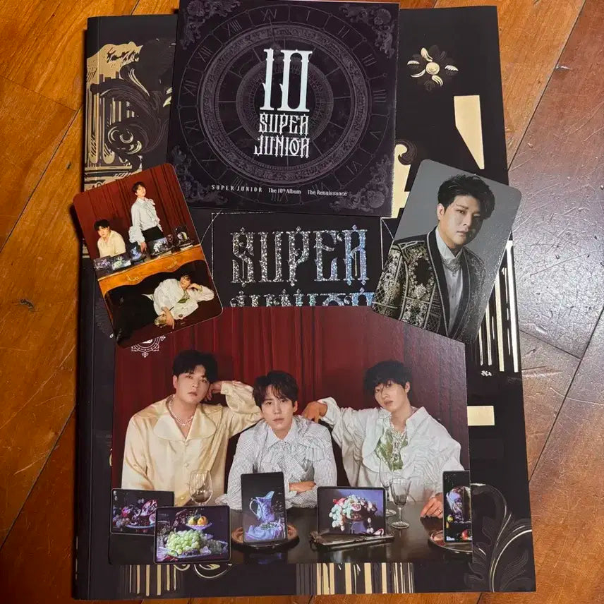 슈퍼주니어 The Renaissance 앨범 + 포토카드 판매합니다.