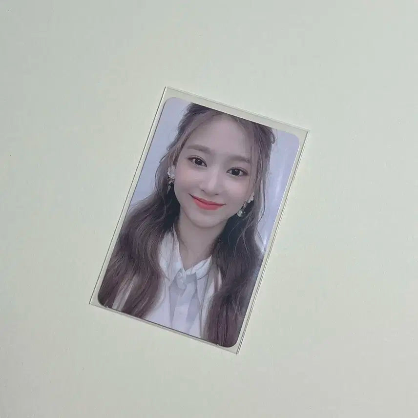 아이즈원 민주 배우 김민주 블룸 아이즈 포카