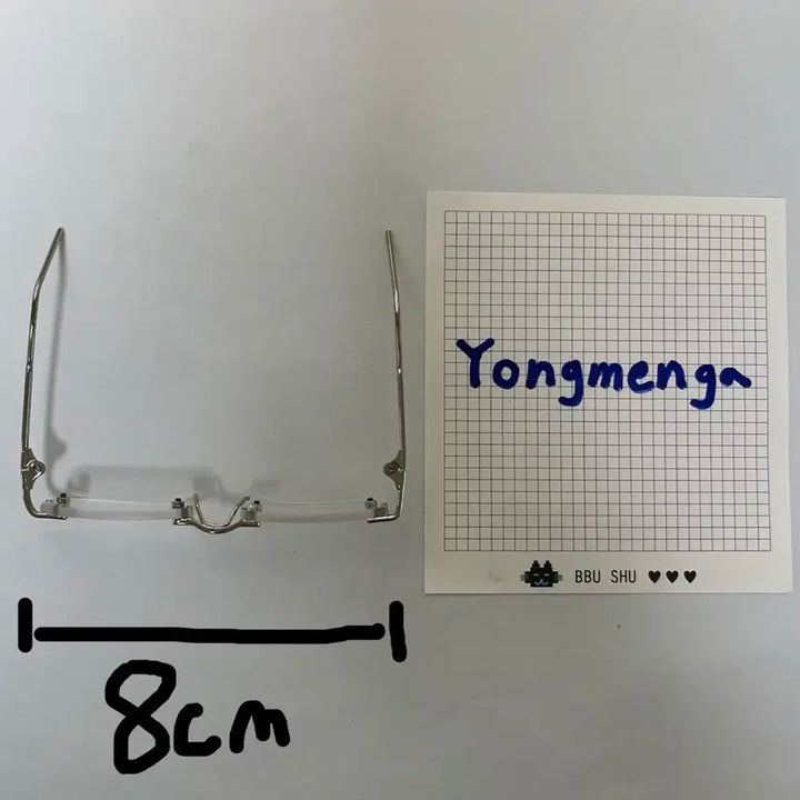 +)플레이브 BTS 세븐틴 10cm 12cm 15cm 인형 옷 투명 안경