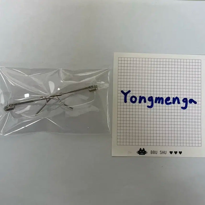 +)플레이브 BTS 세븐틴 10cm 12cm 15cm 인형 옷 투명 안경