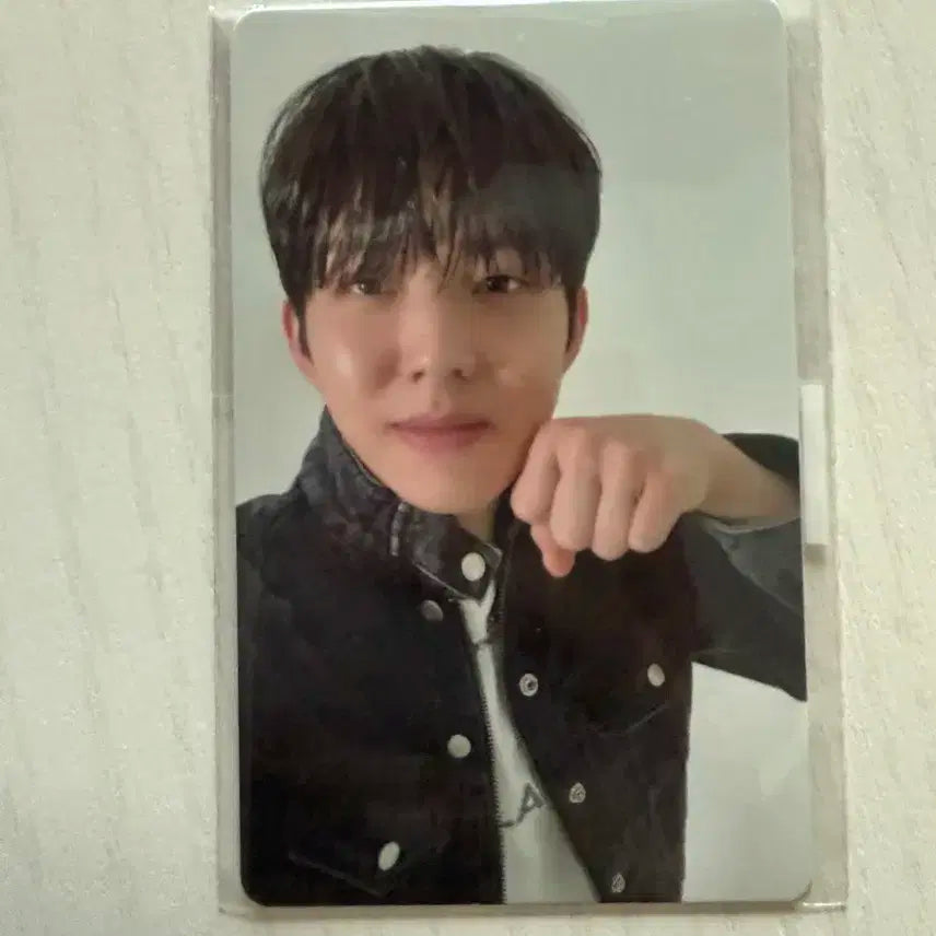 데이식스 포레버영 md 4만원포카 (도운)