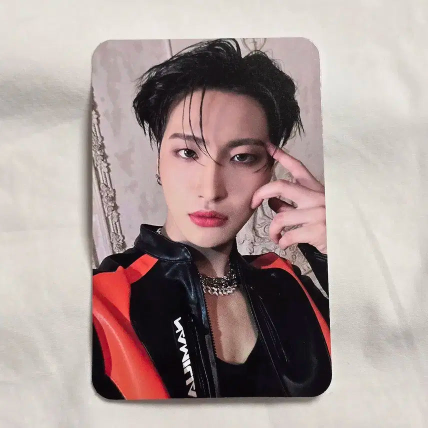 에이티즈 성화 포카 예스24 예판 아웃로우 바운시
