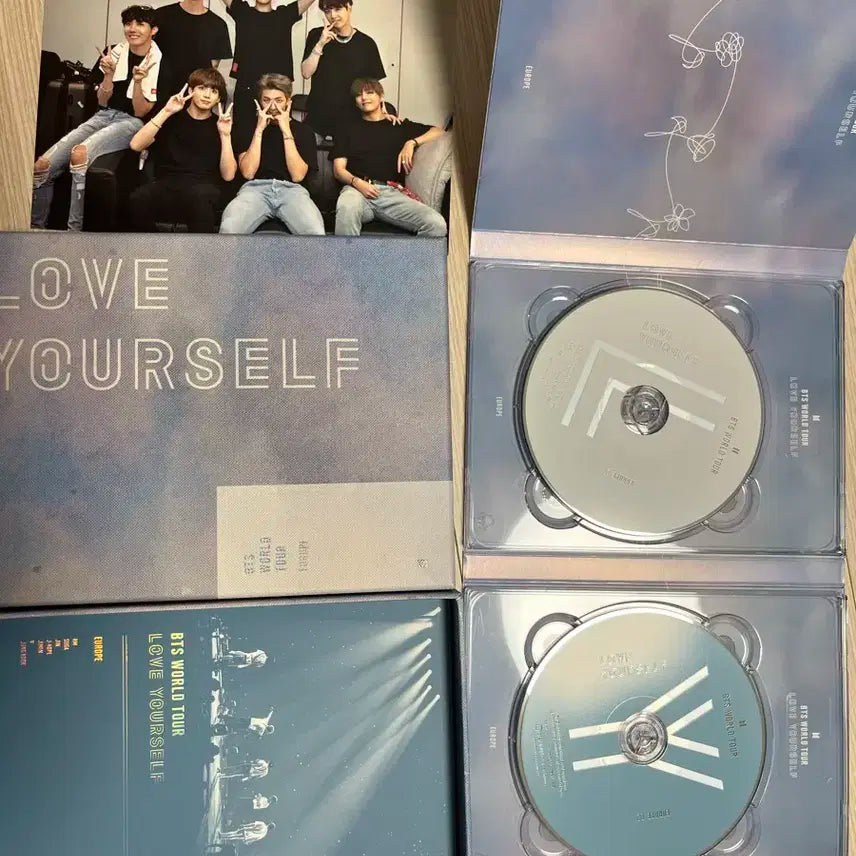 BTS 럽유얼셀프 유럽 DVD 포카X