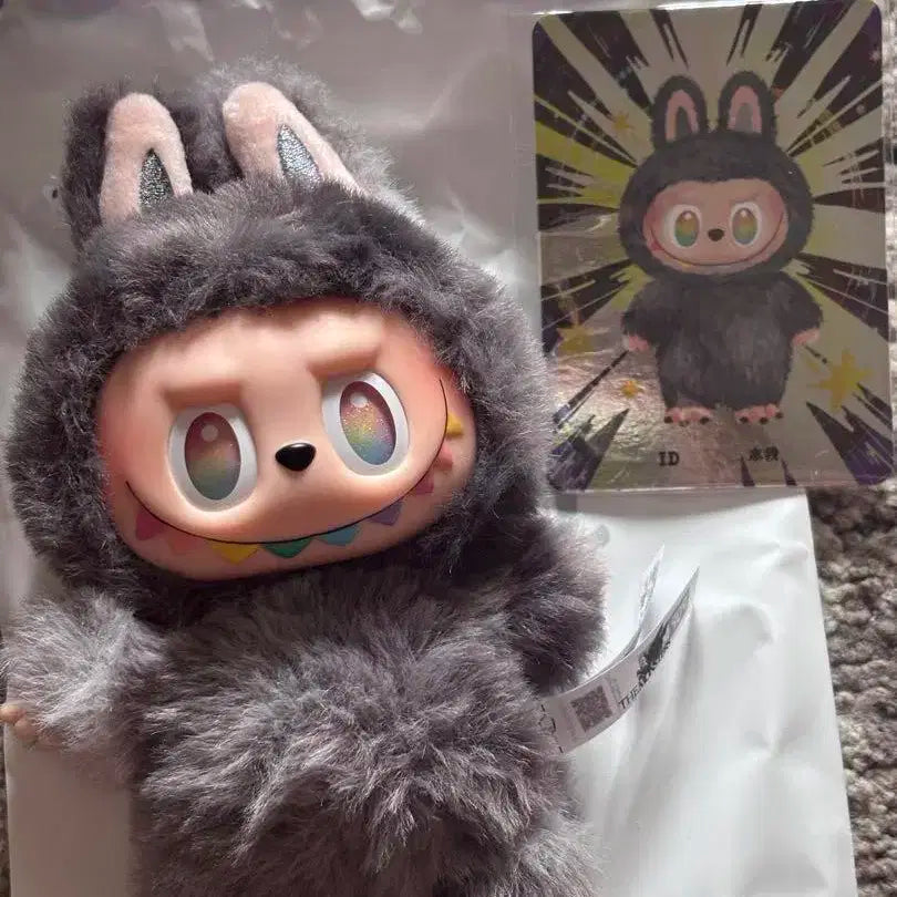 팝마트 Labubu 라부부 플러피 인형 그레이