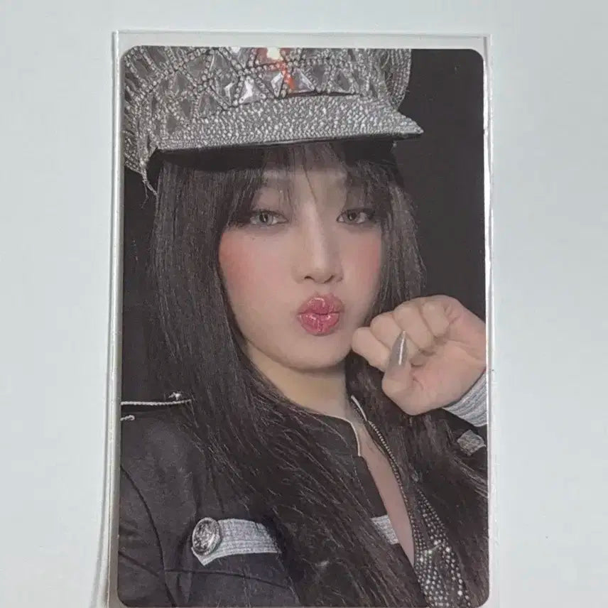 아이들 민니 포카