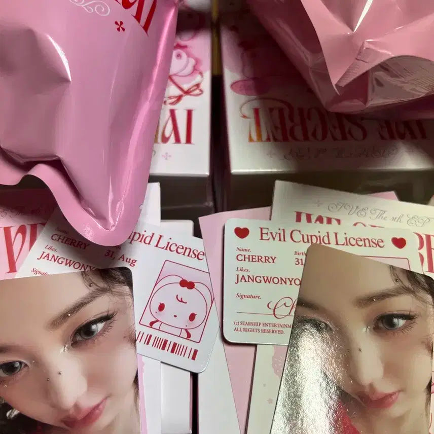 아이브시크릿 장원영 체리 에빌 큐피드 인형포토카드 일관