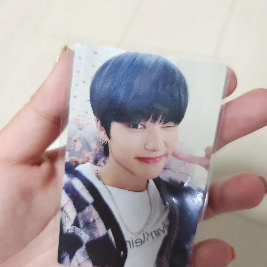 에이티즈 시즌그리팅 우영 포카 판매