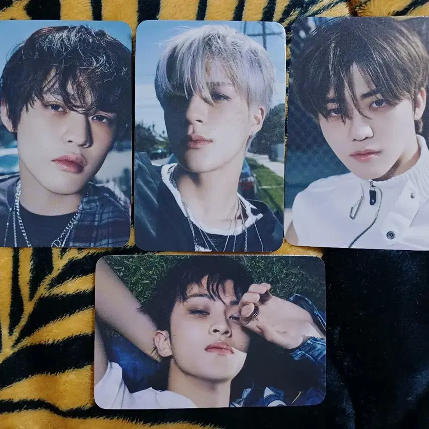 엔시티 UNIVERSE / GOLDEN AGE 앨범