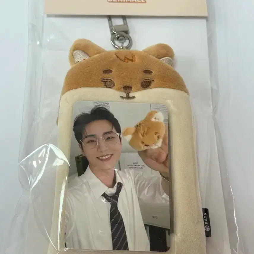 데이식스 영케이 데니멀즈 포카홀더 새상품