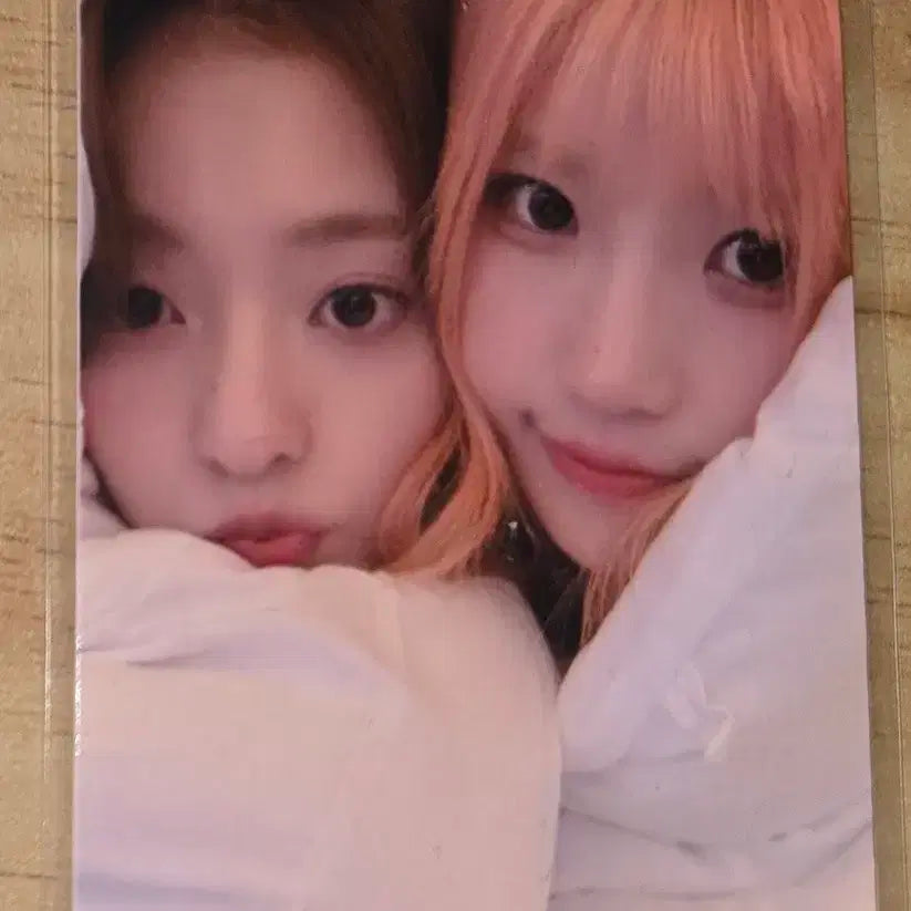 프로미스나인 송하영 이나경 유닛 이불포카