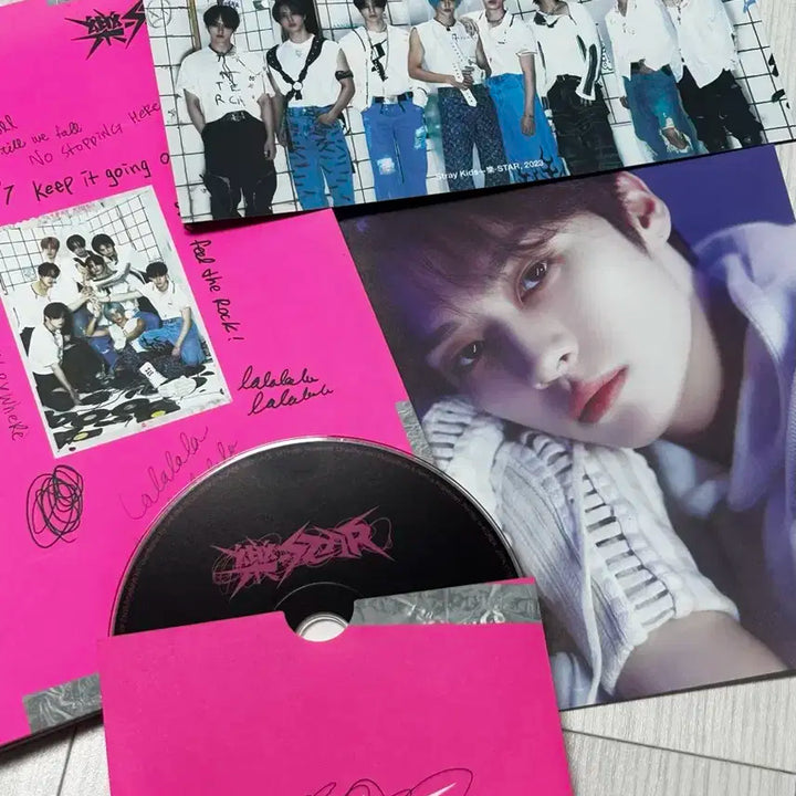 스트레이키즈 락 앨범 스키즈 락스타