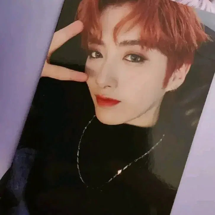 원어스 앨범 일괄양도합니다 blood moon / fly with us