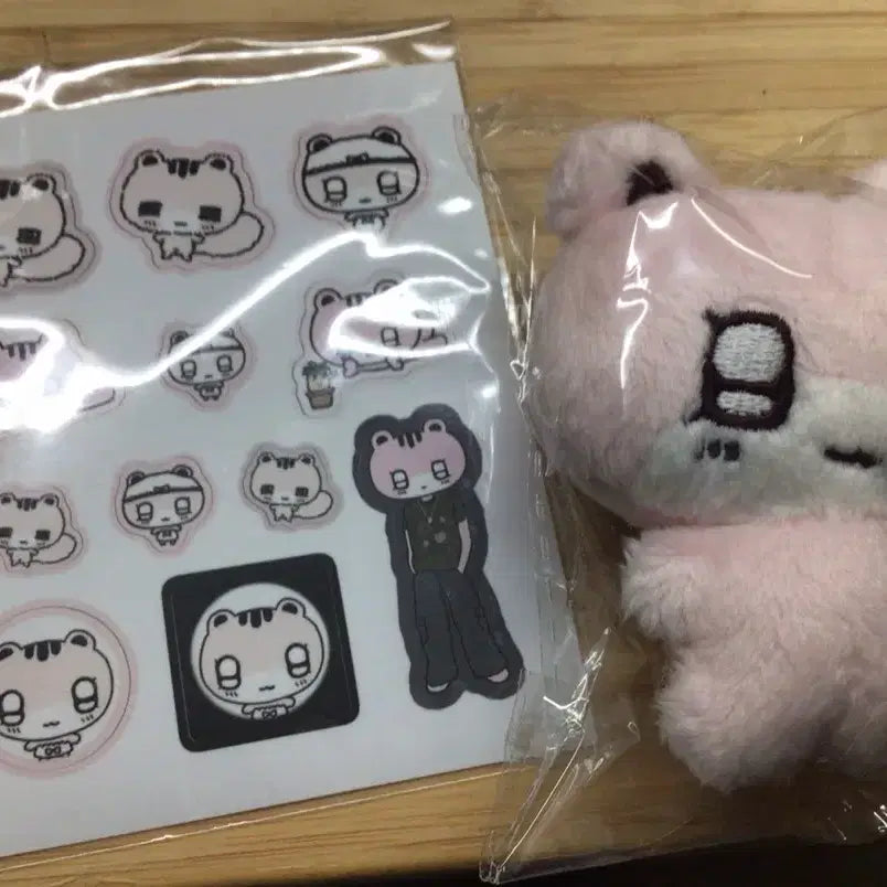 딸기 바무땅 딸무땅 플부땅 플레이브 스티커 인형 밤비